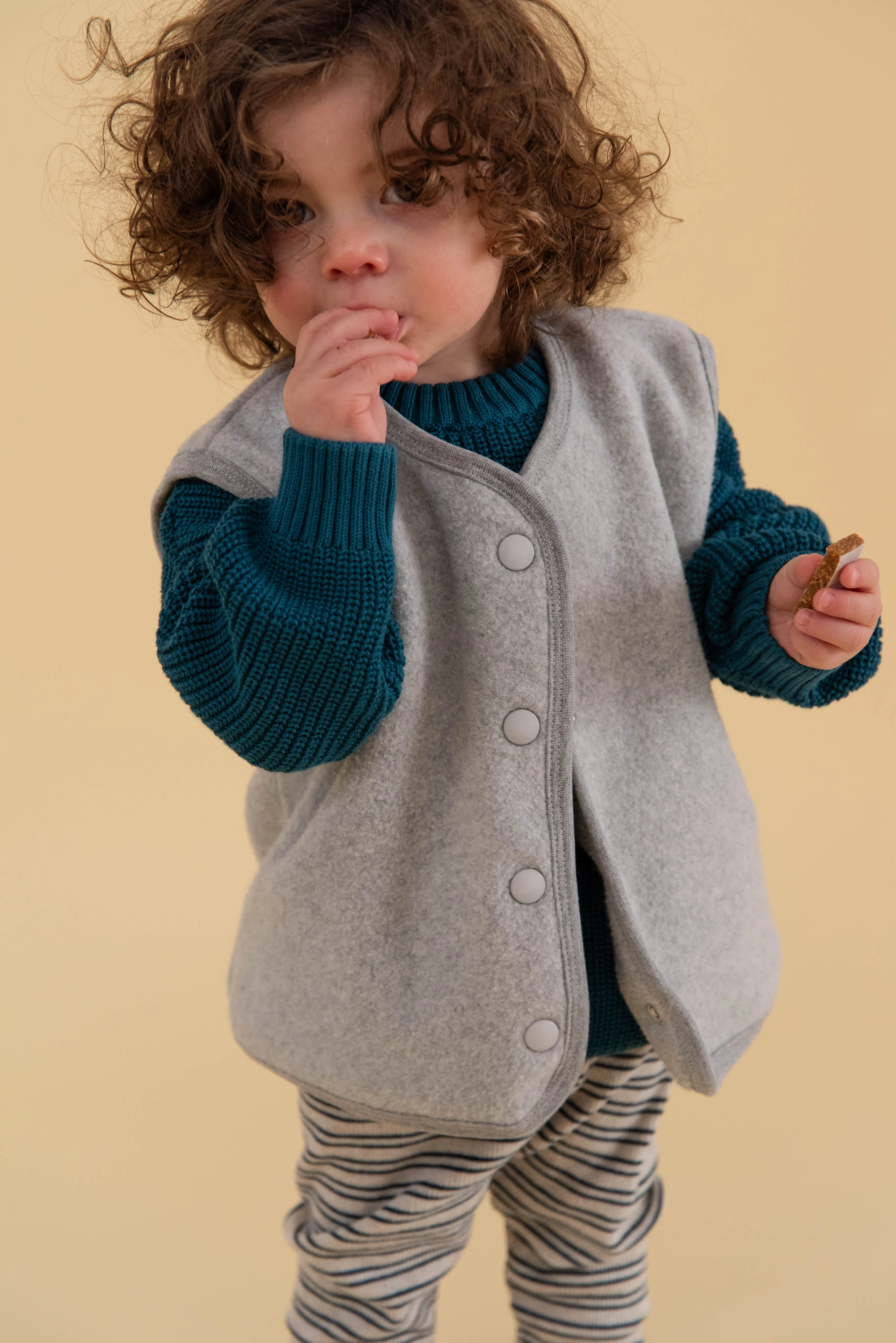 COTTON FLEECE VEST BERRY - Image 6