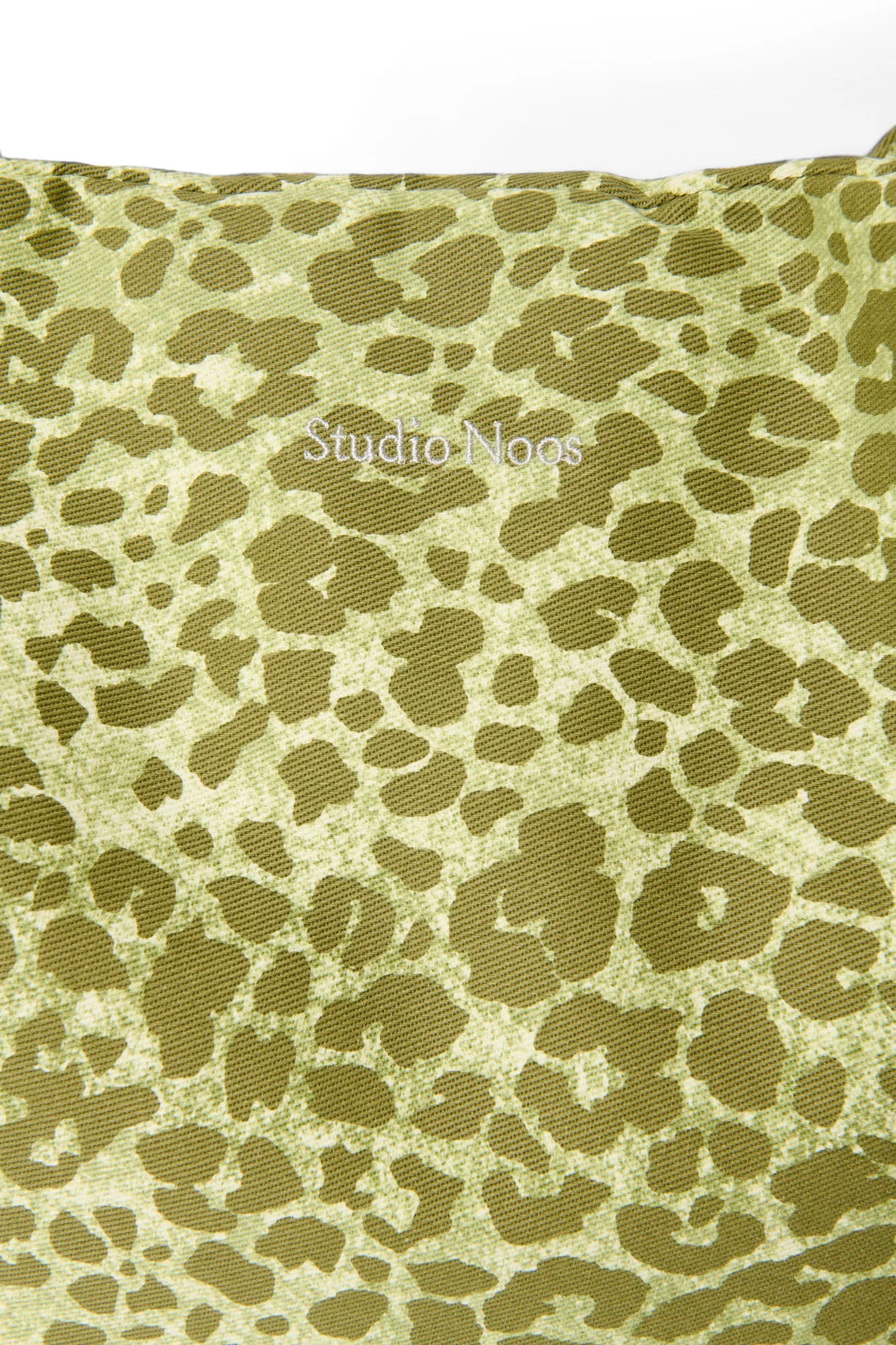 GREEN LEOPARD COTTON MOM BAG - Image 4