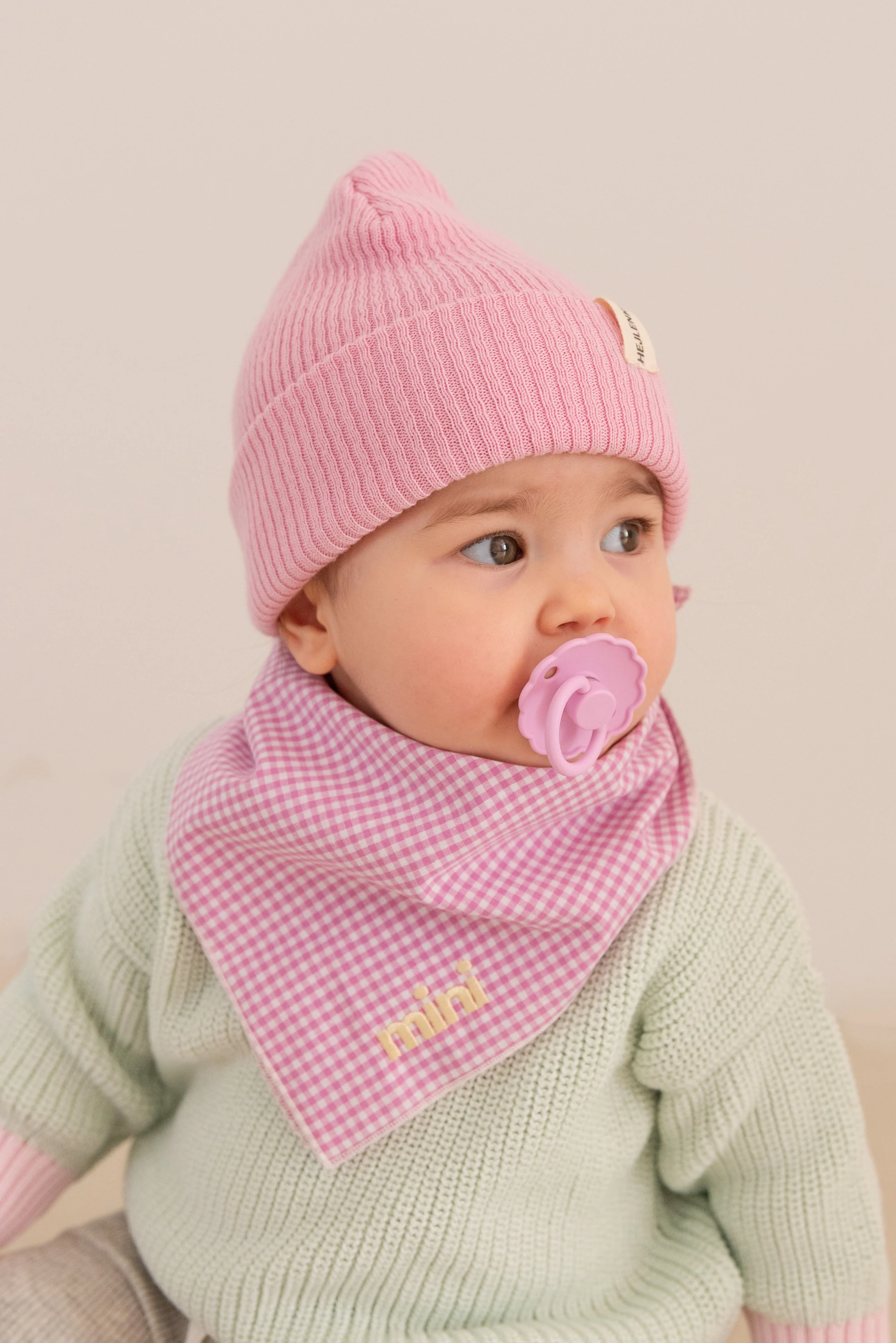 KNIT BEANIE STRAWBERRY MILK - Image 2