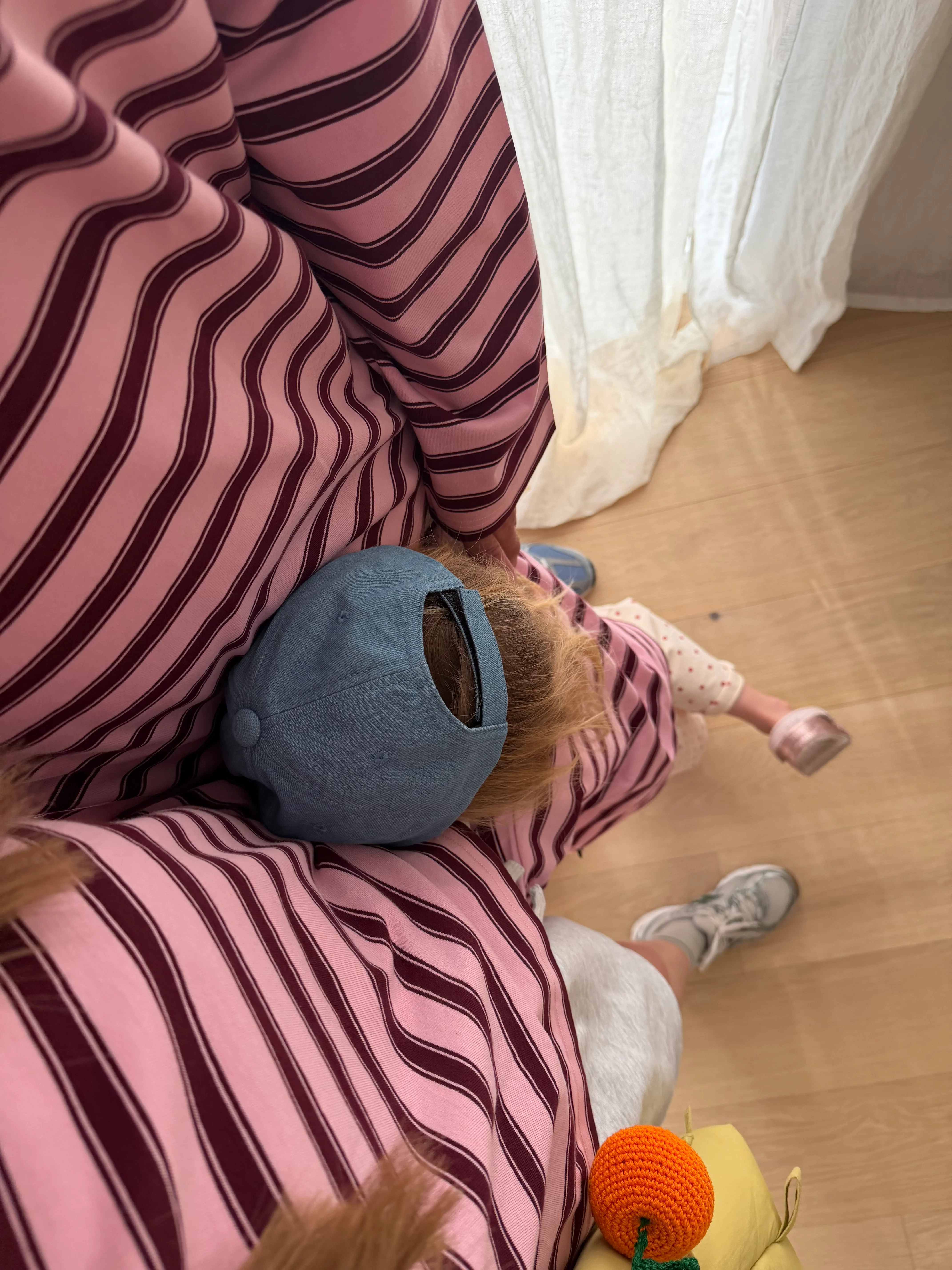 MEN OVERSIZE LONGSLEEVE STRAWBERRY CHOCOLATE STRIPED - Image 3