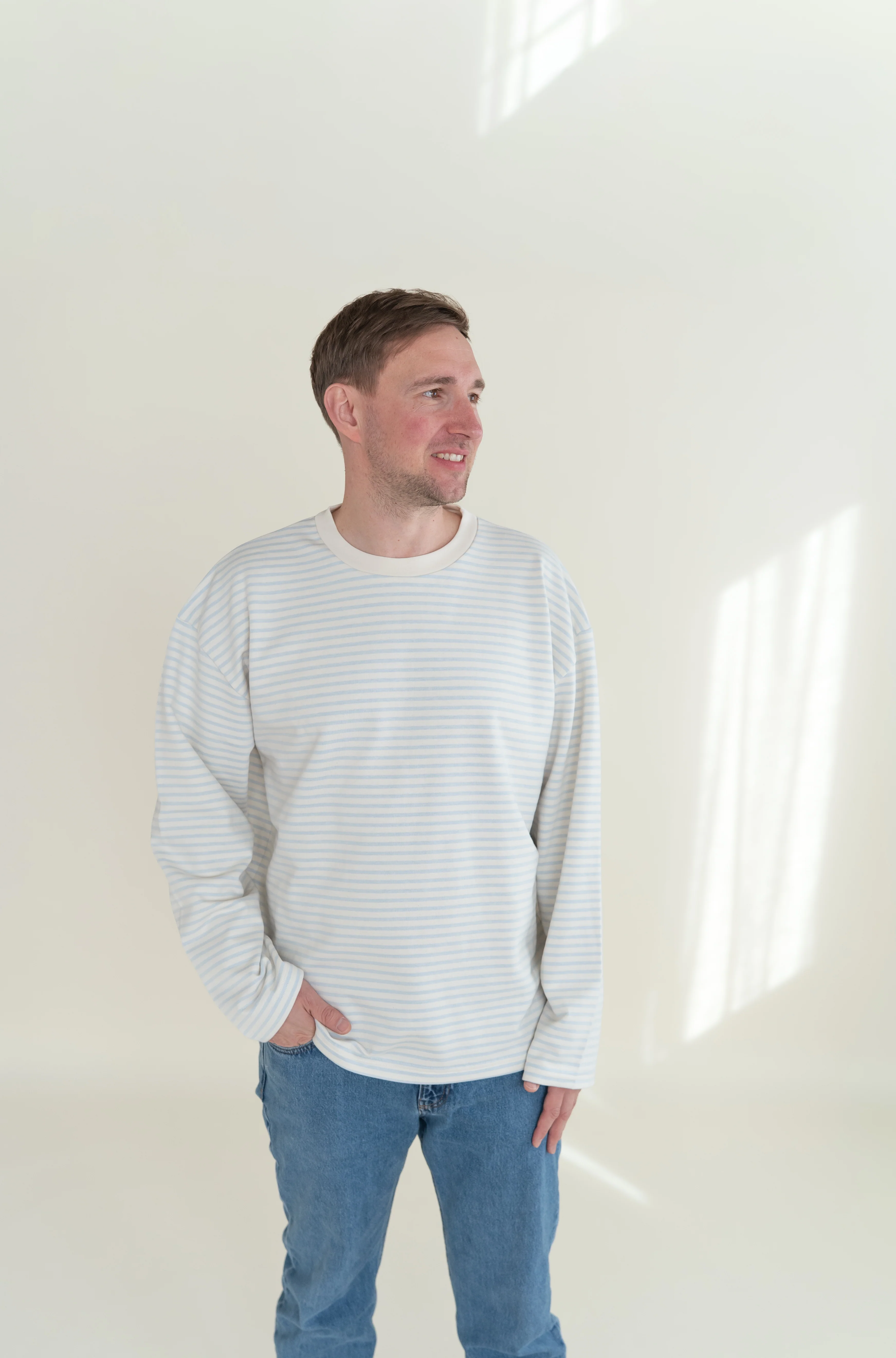 MEN OVERSIZE STRIPED LONGSLEEVE BABYBLUE