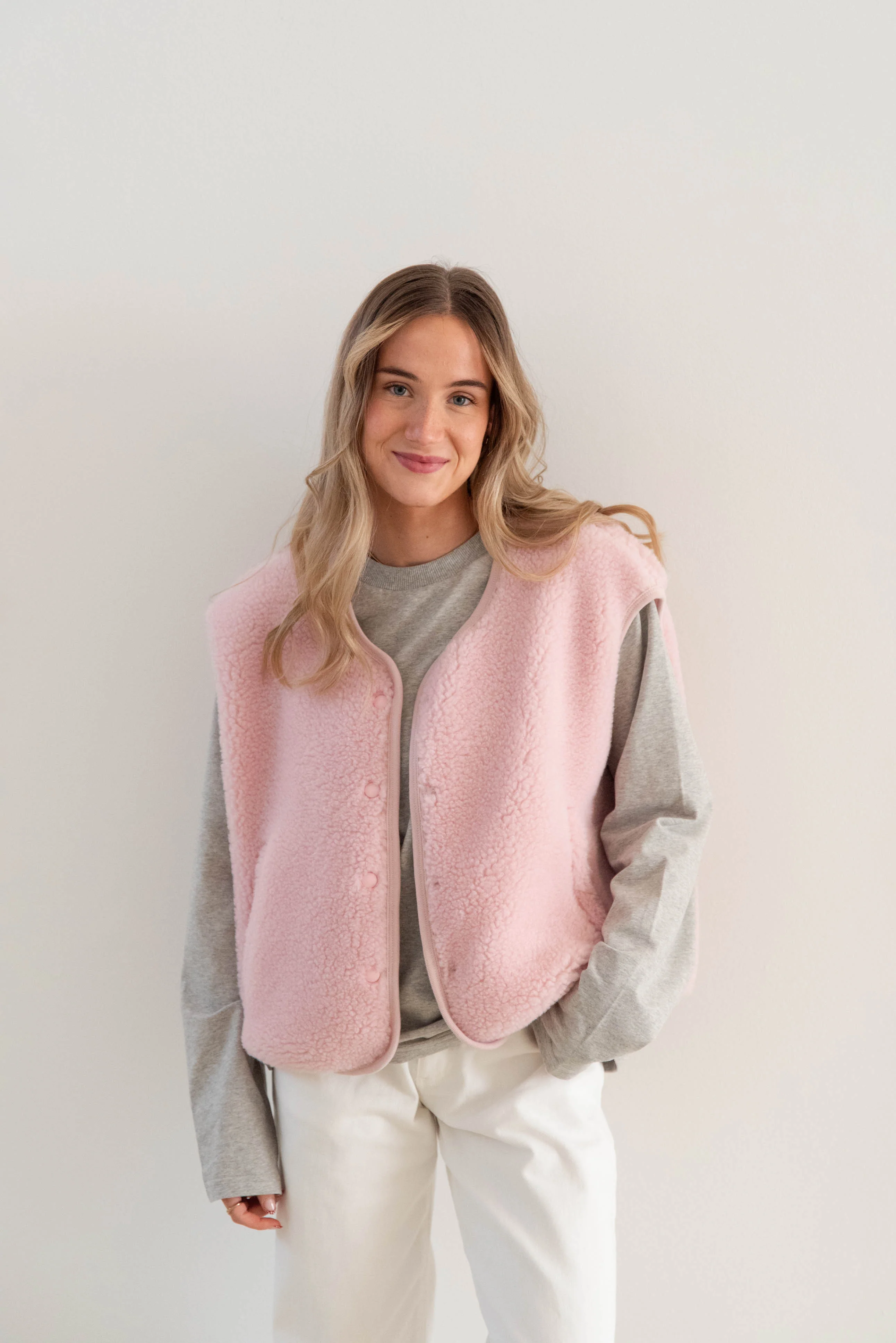 MERINO TEDDY VEST WOMEN BLOOM