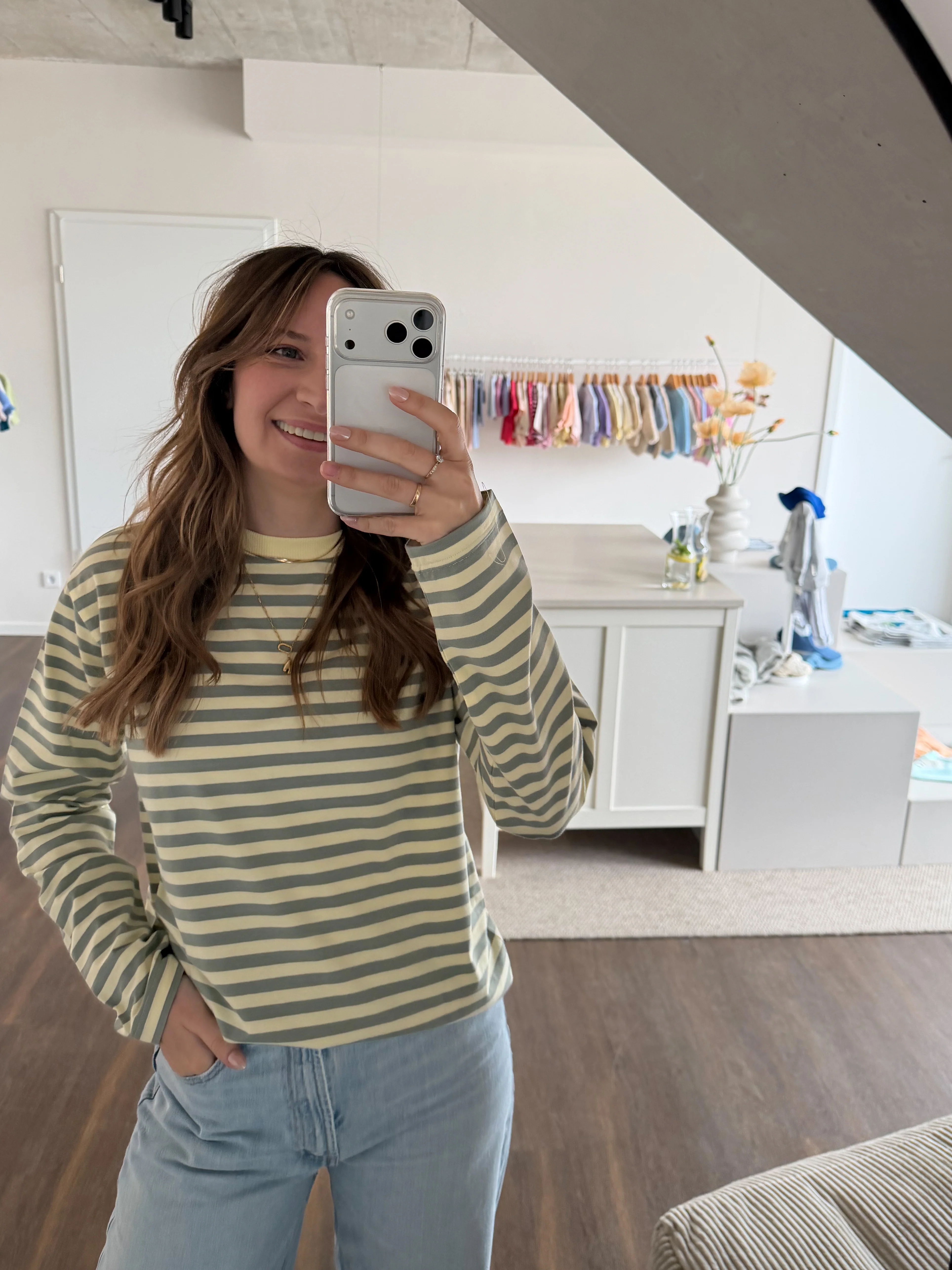 MOMMY OVERSIZE LONGSLEEVE SHADOW STRIPED - Image 3