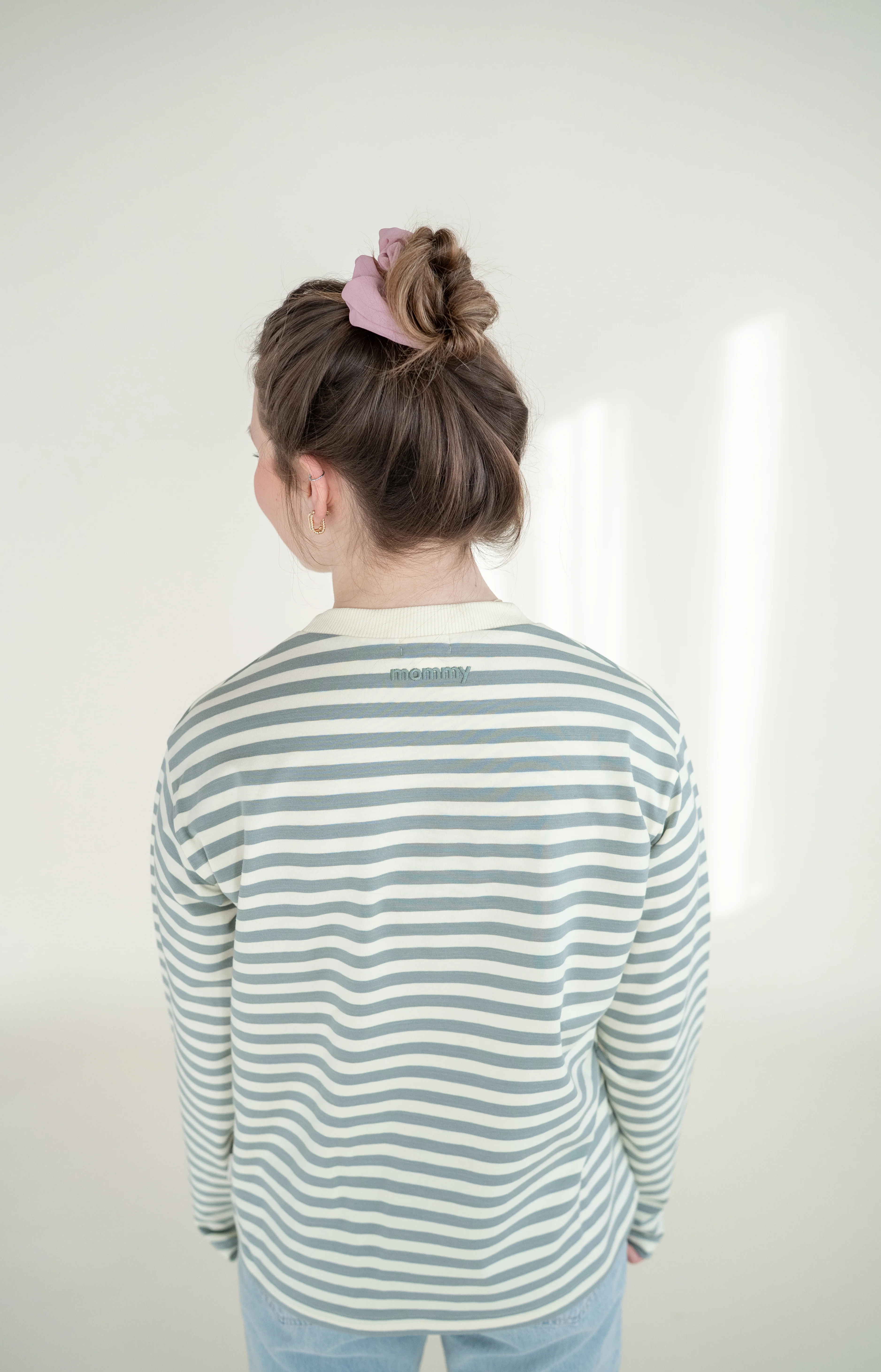 MOMMY OVERSIZE LONGSLEEVE SHADOW STRIPED - Image 5