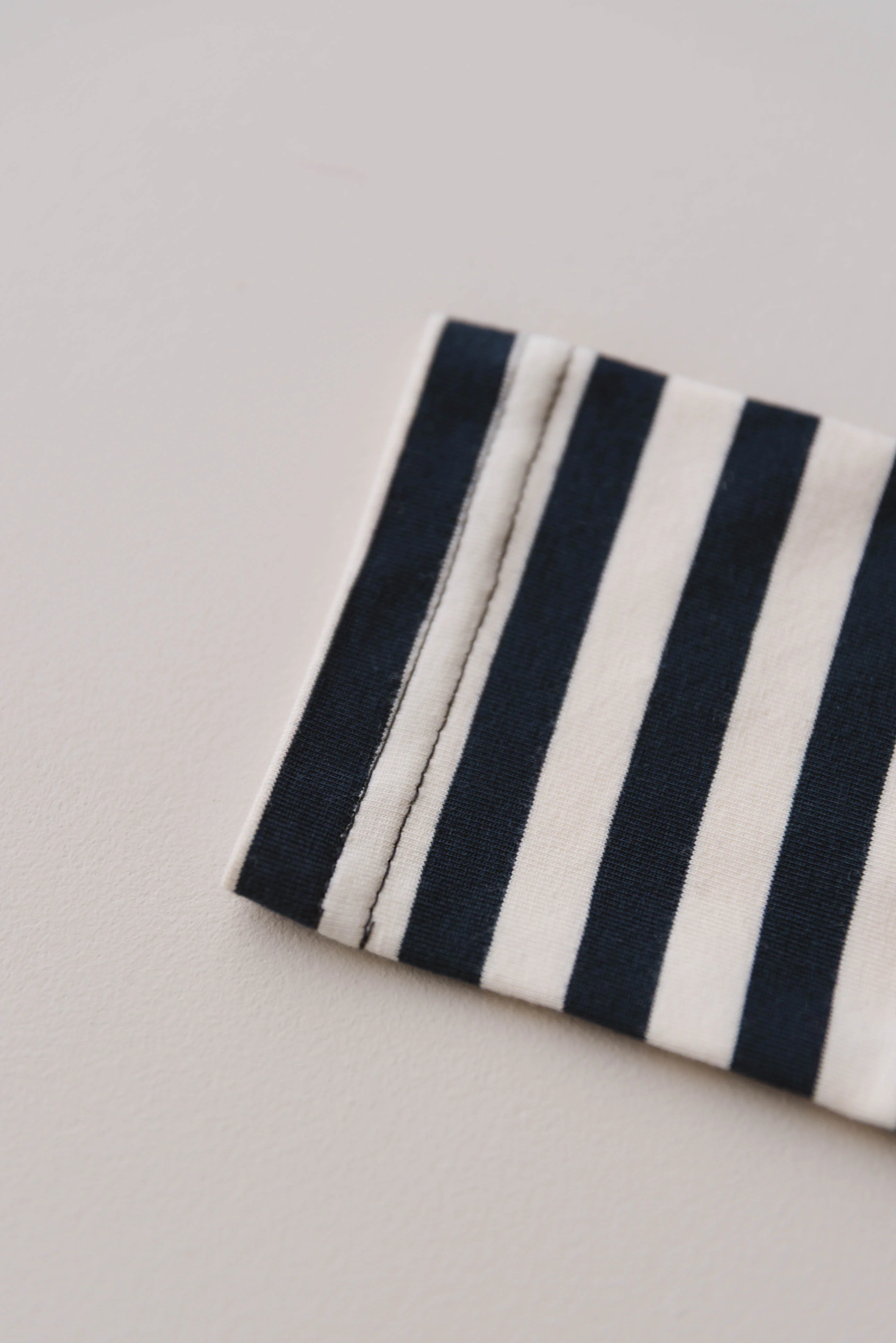 LONGSLEEVE STRIPED MIDNIGHT - Image 8