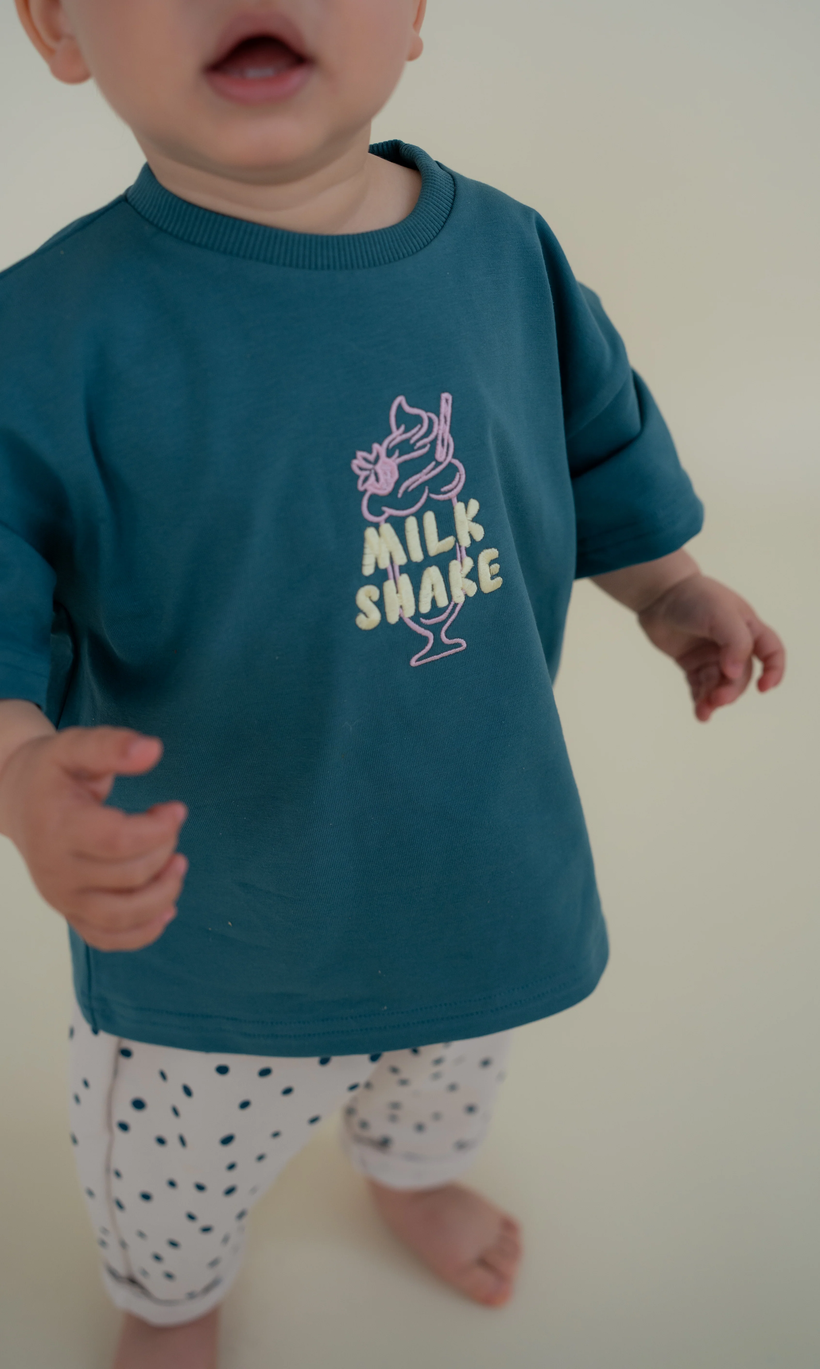 OVERSIZE T-SHIRT MILKSHAKE - Image 5