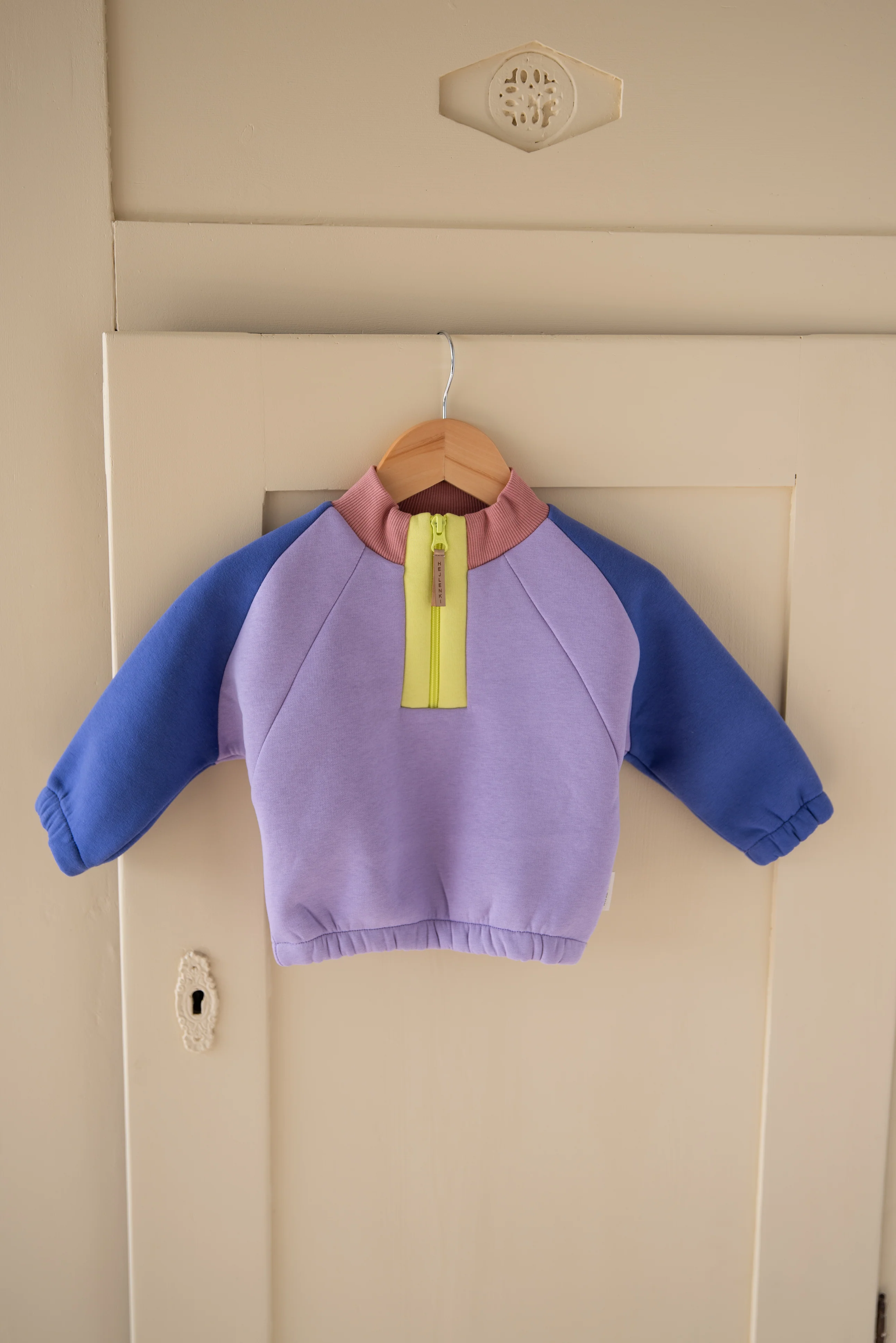 OVERSIZED ZIPPER SWEATER - Image 4