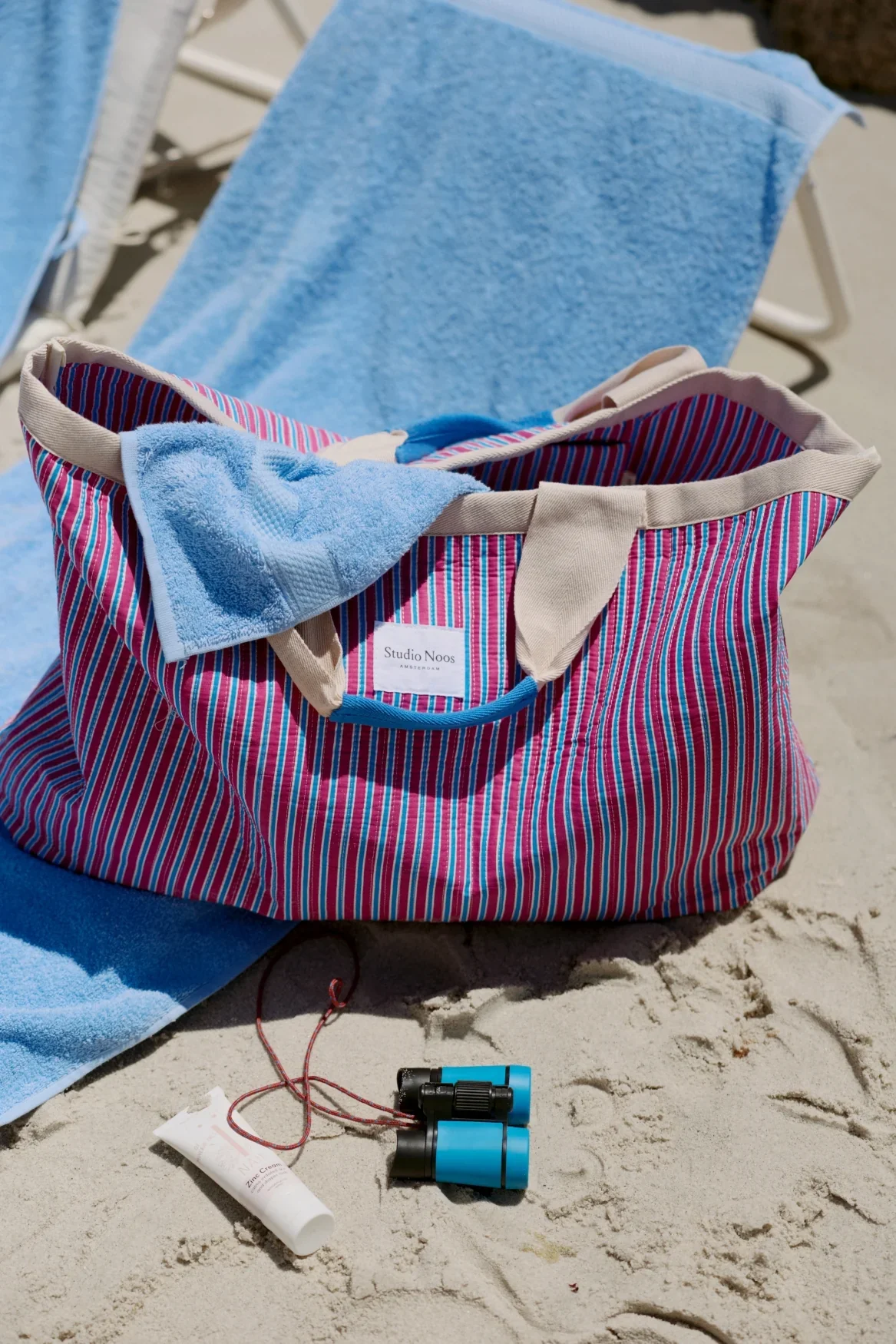RASPBERRY STRIPED POPLIN BEACH BAG