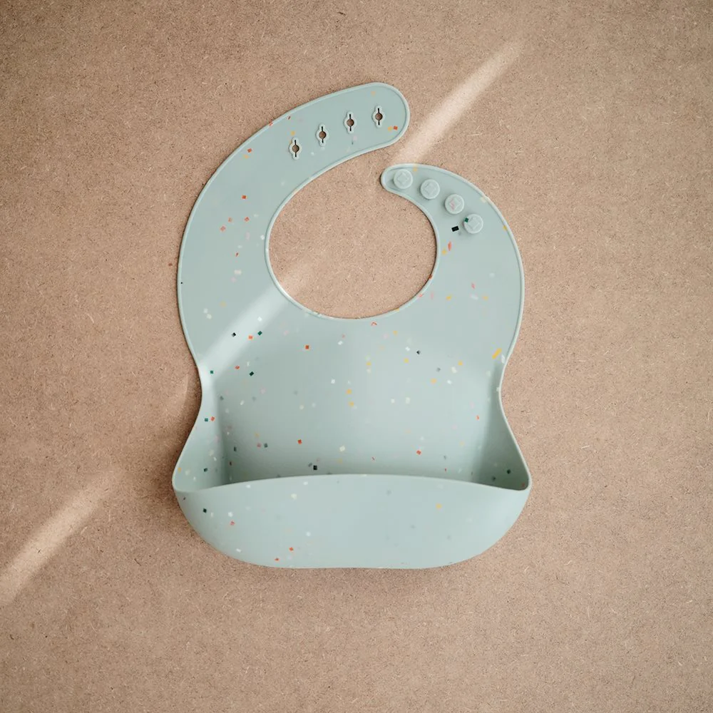 SILICONE BIB - Image 6