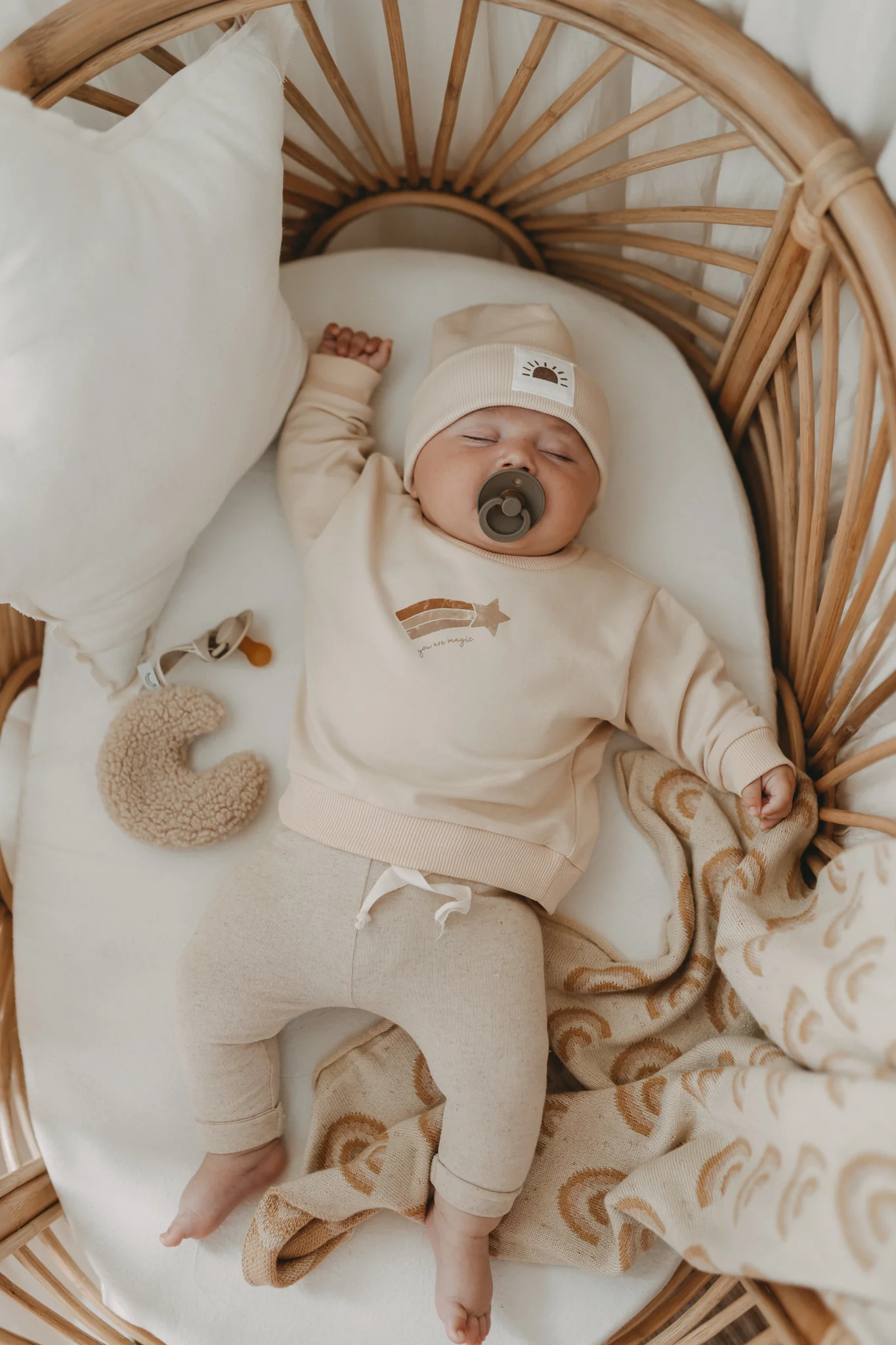 TEDDY PACIFIER CLIP MOON BEIGE - Image 5